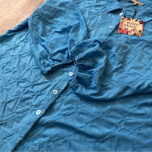 Rylee Moon Women’s Blouse button down collared Bright Blue - Picture 4 of 10